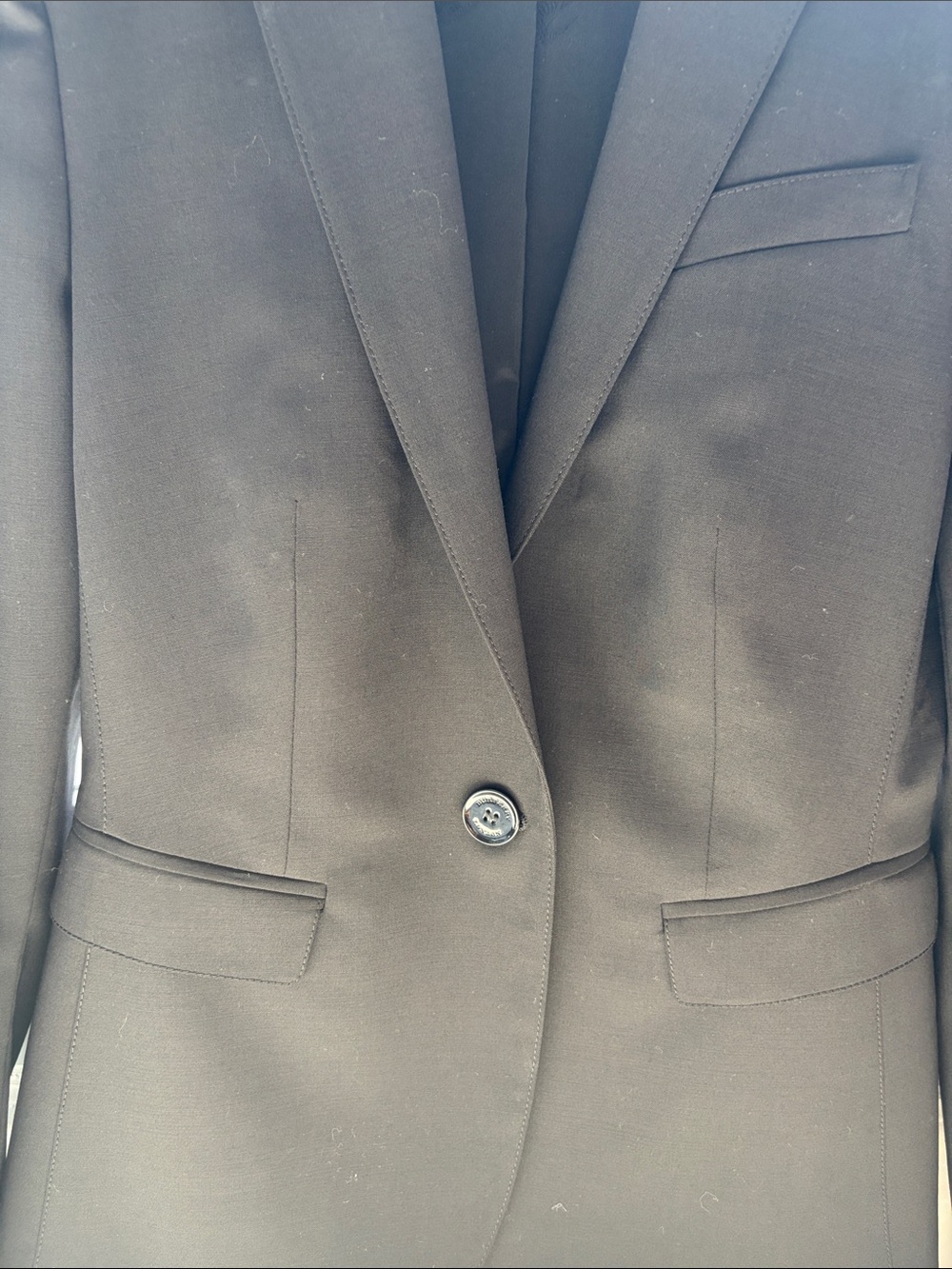 Burberry Black Single-Button Women's Tailored Blazer - Picture 6 of 7
